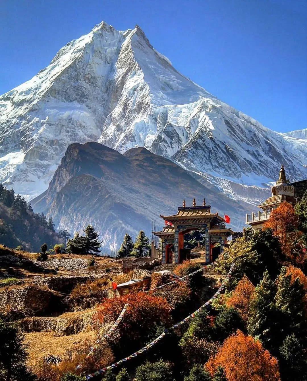 A complete guide to the Manaslu Trek Nepal